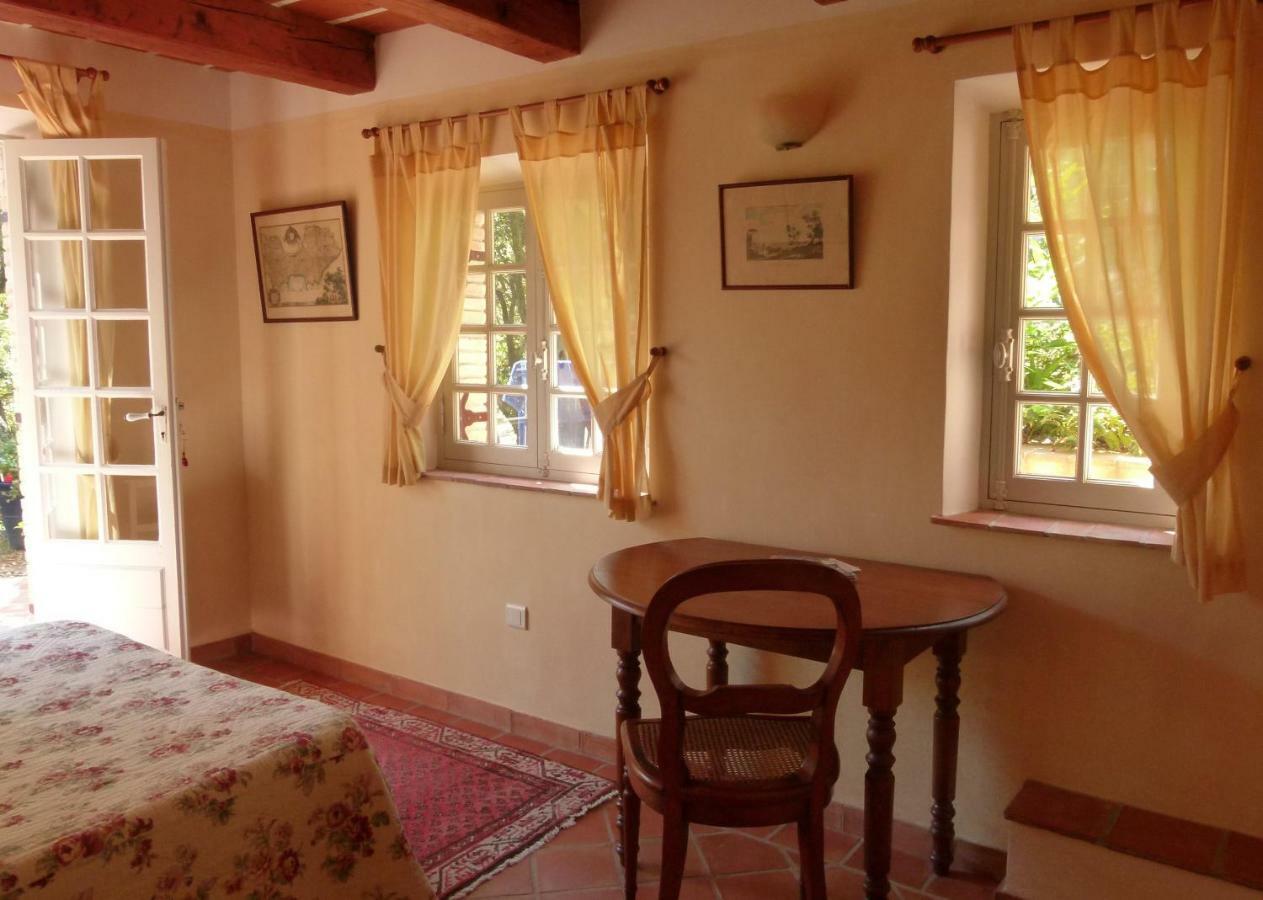 Bed and Breakfast Le Bastidon Saint-Michel Sainte-Maxime Exterior foto